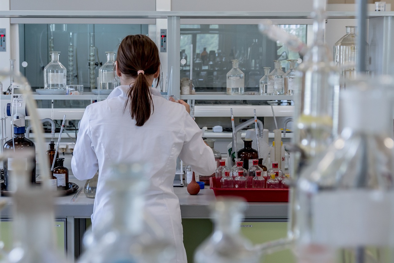 Addressing the Challenges of Pharma Laboratories with GenBioCa’s LIMS